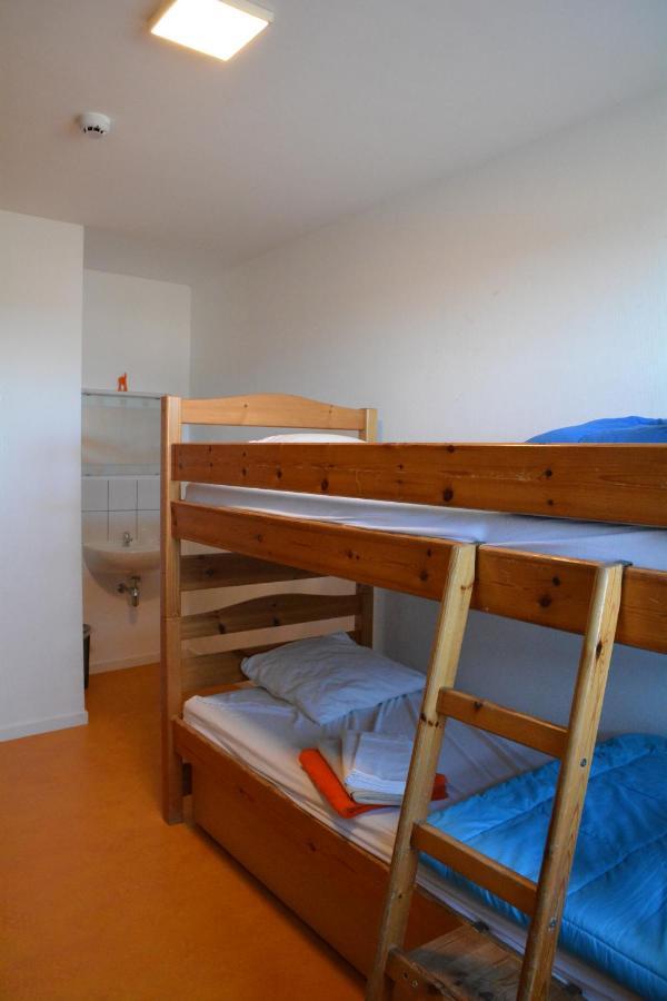 Le Fagotin - Youth Hostel ستاومونت المظهر الخارجي الصورة