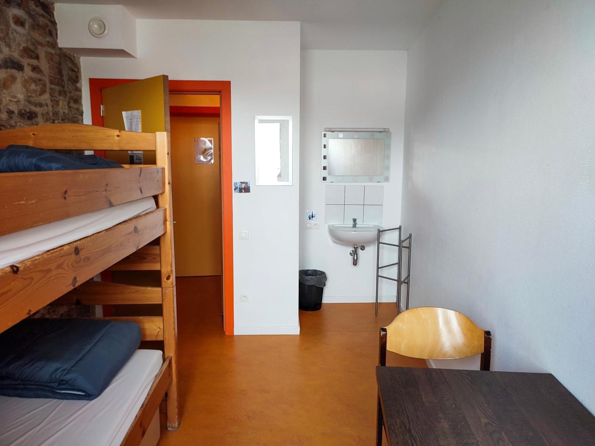 Le Fagotin - Youth Hostel ستاومونت المظهر الخارجي الصورة