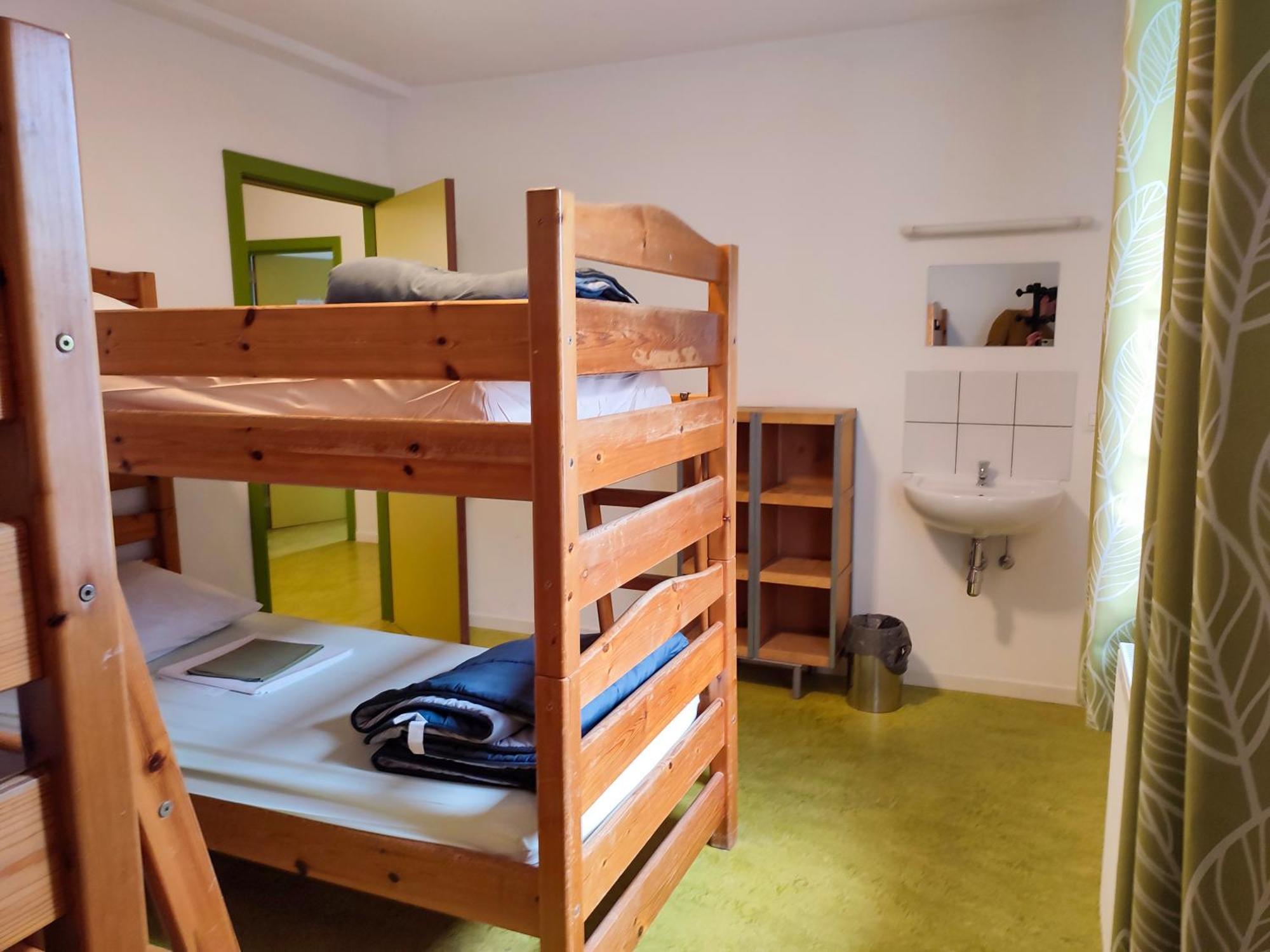 Le Fagotin - Youth Hostel ستاومونت المظهر الخارجي الصورة