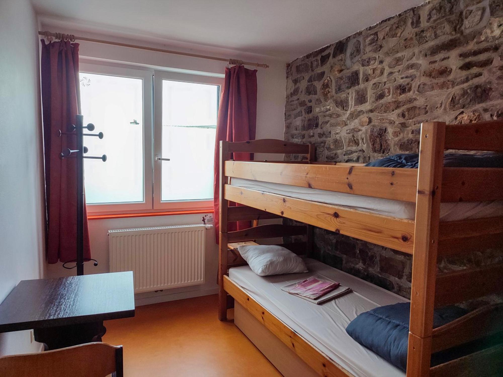 Le Fagotin - Youth Hostel ستاومونت المظهر الخارجي الصورة