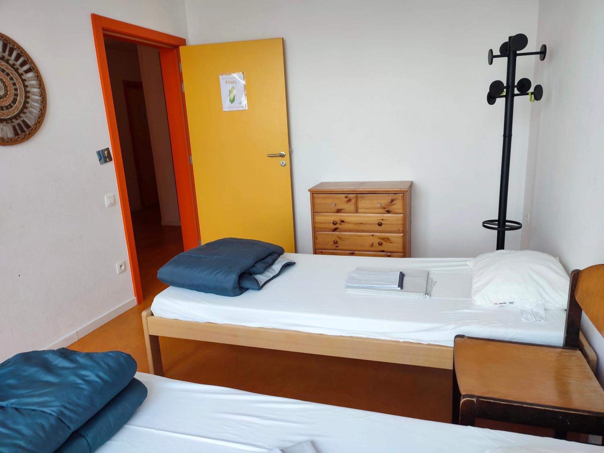 Le Fagotin - Youth Hostel ستاومونت المظهر الخارجي الصورة