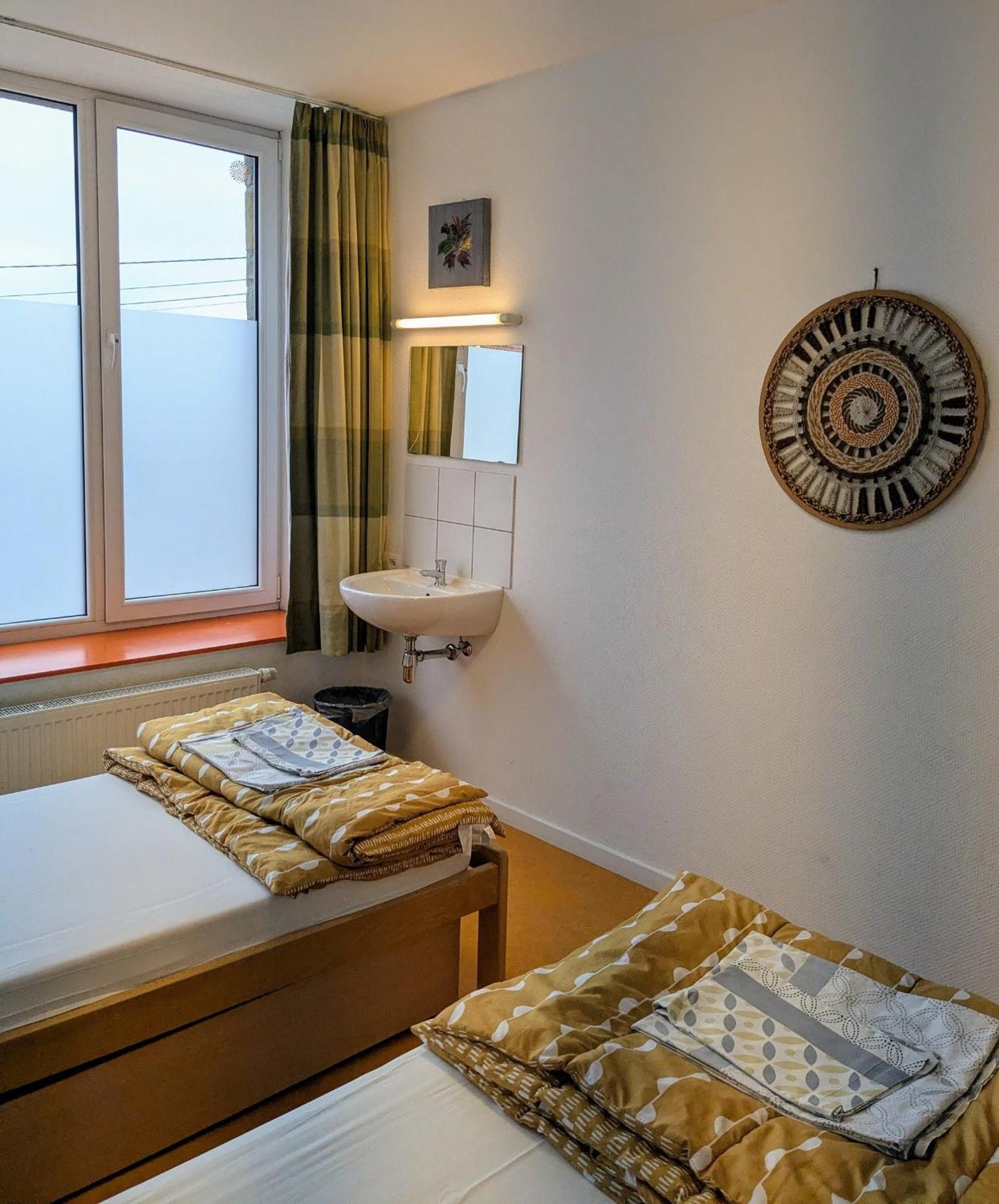Le Fagotin - Youth Hostel ستاومونت المظهر الخارجي الصورة
