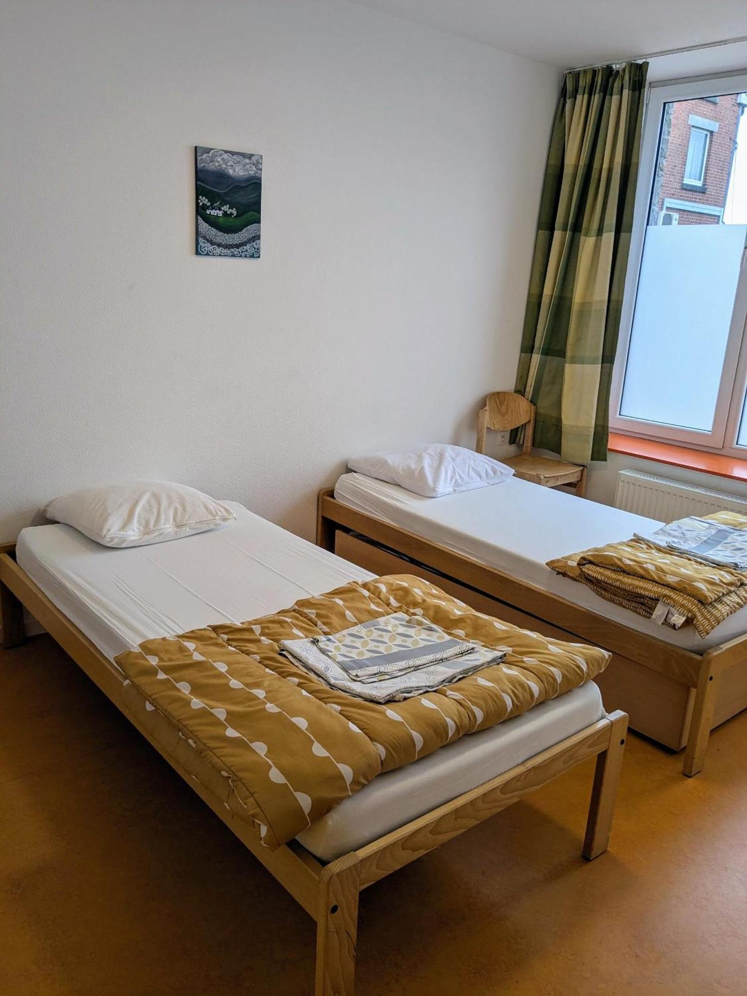 Le Fagotin - Youth Hostel ستاومونت المظهر الخارجي الصورة