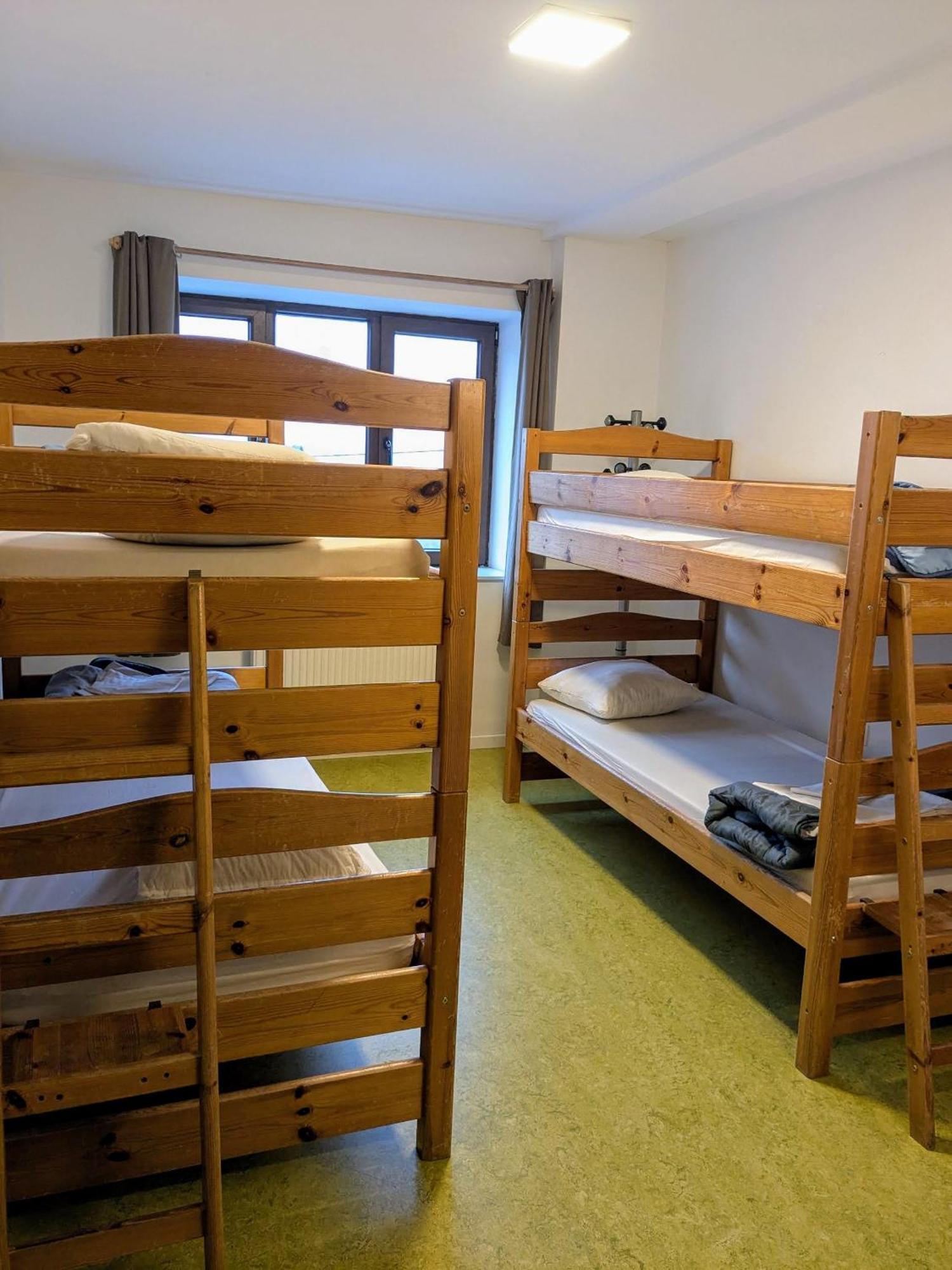 Le Fagotin - Youth Hostel ستاومونت المظهر الخارجي الصورة