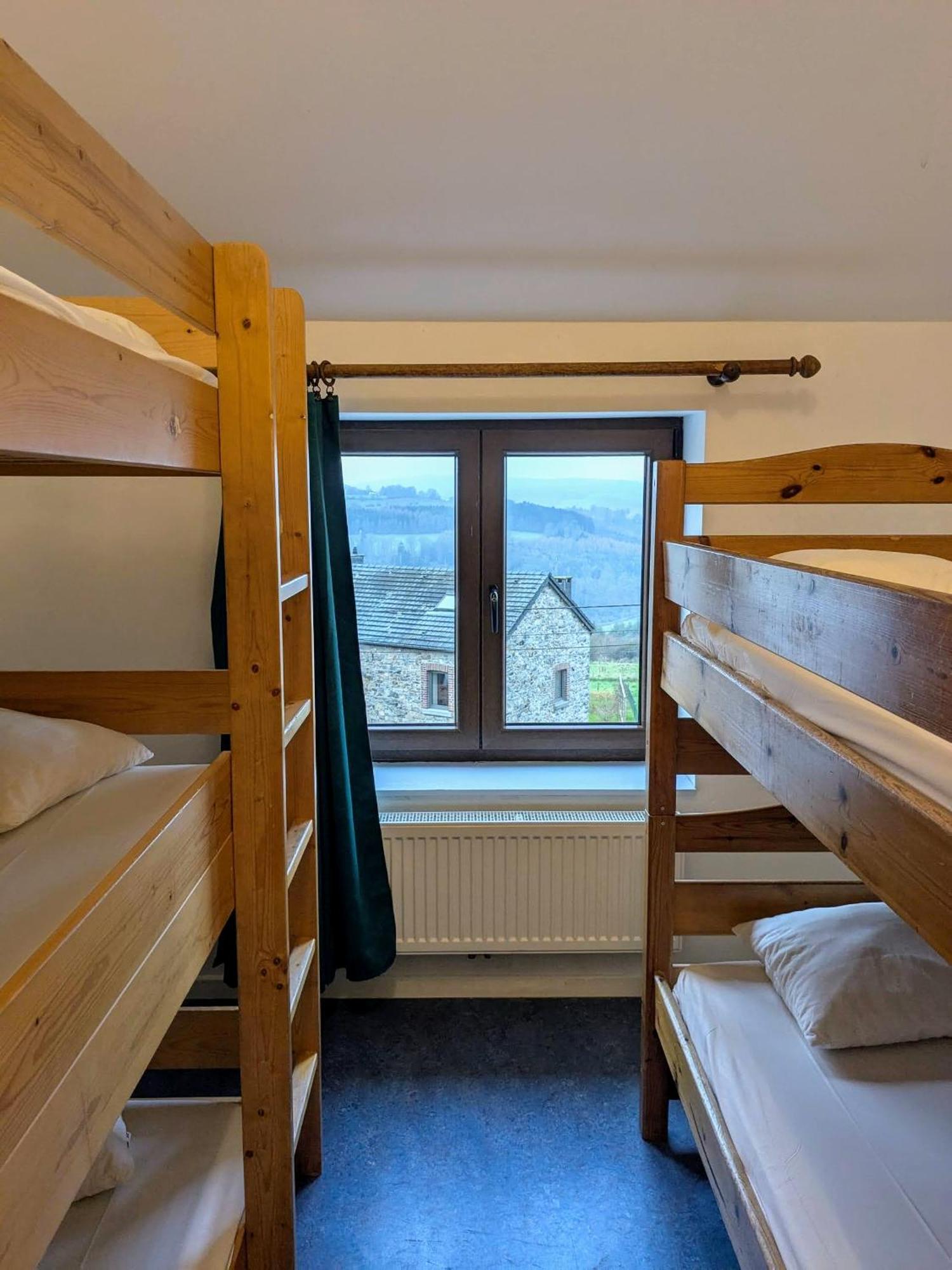 Le Fagotin - Youth Hostel ستاومونت المظهر الخارجي الصورة