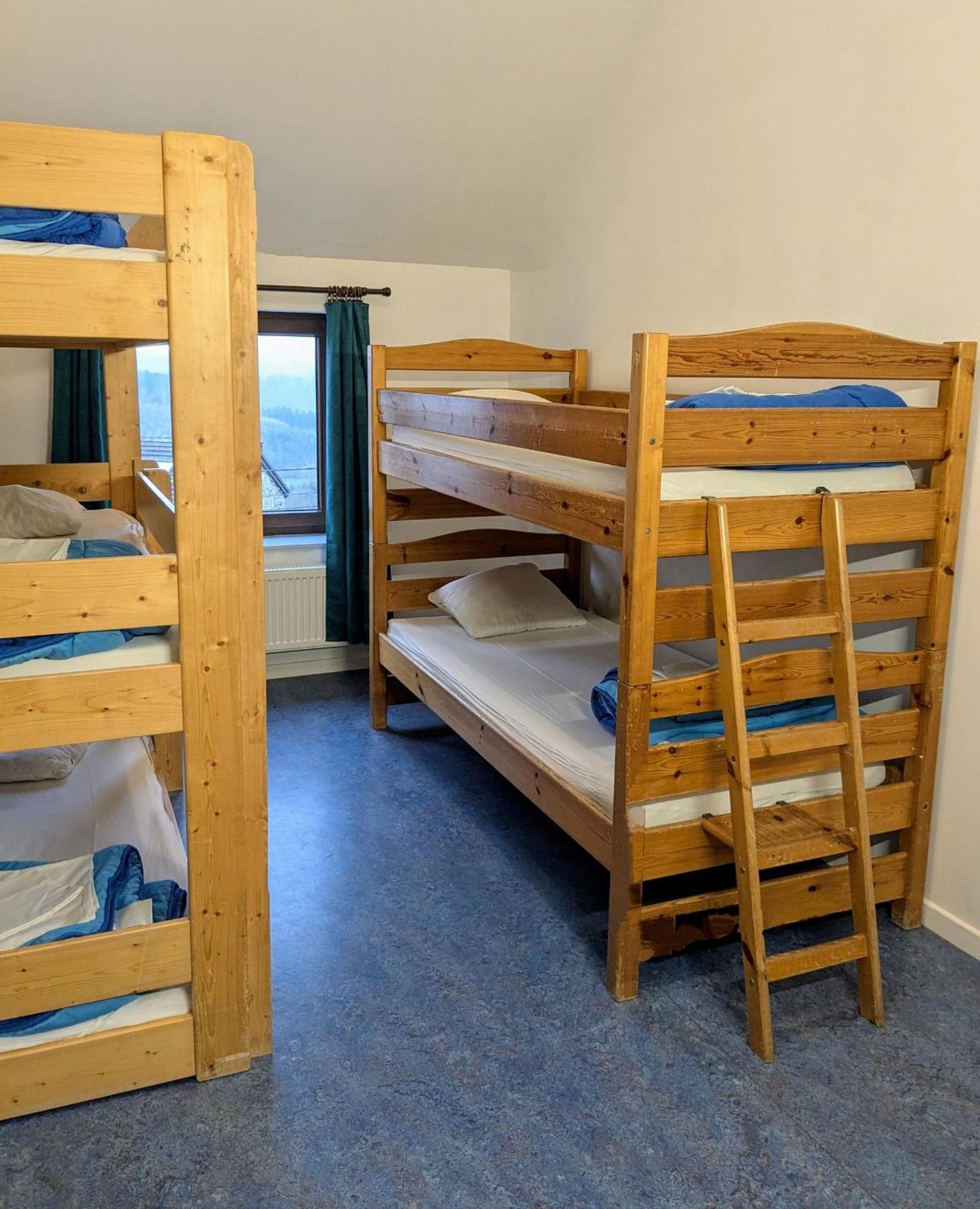 Le Fagotin - Youth Hostel ستاومونت المظهر الخارجي الصورة
