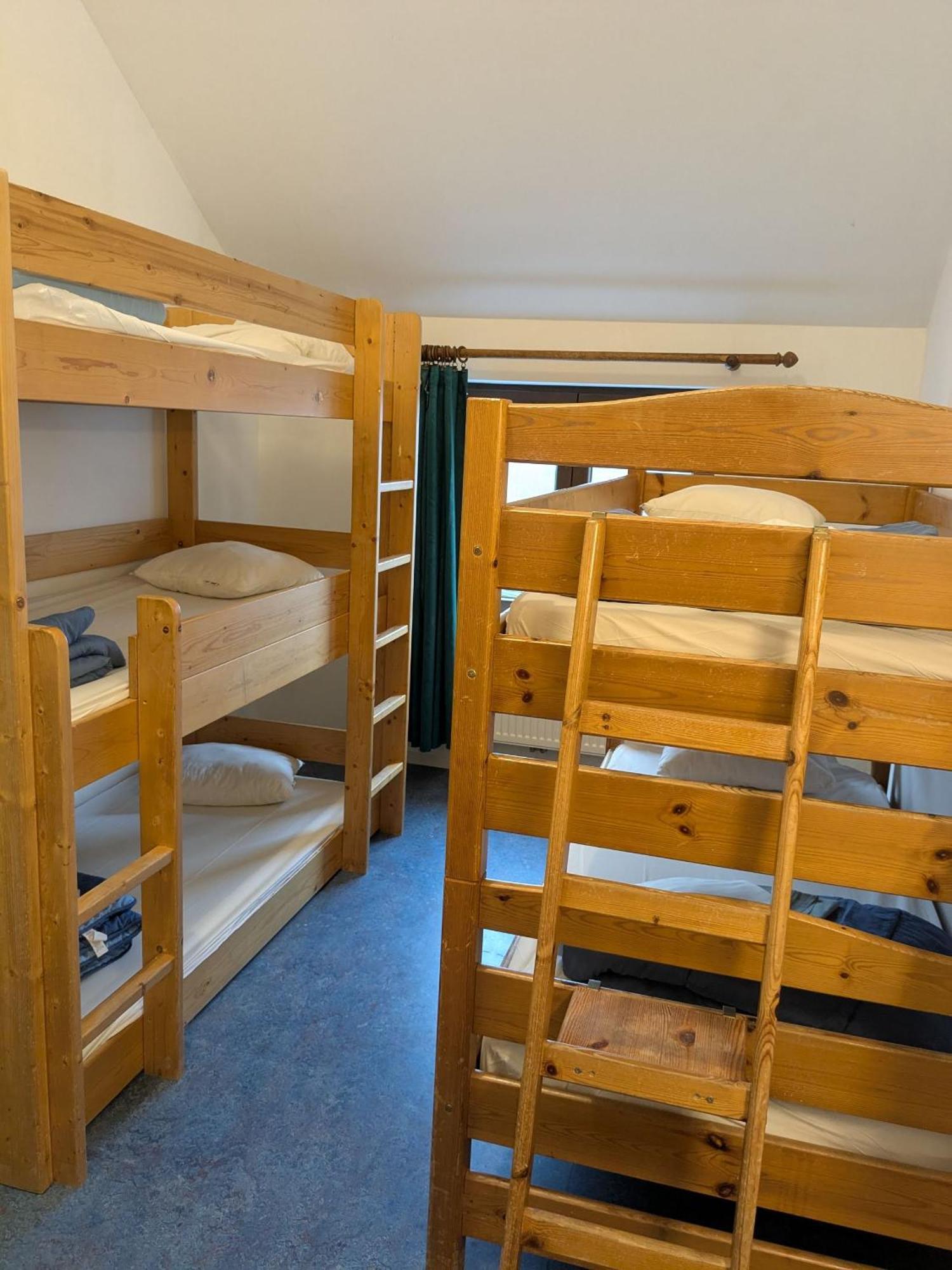 Le Fagotin - Youth Hostel ستاومونت المظهر الخارجي الصورة