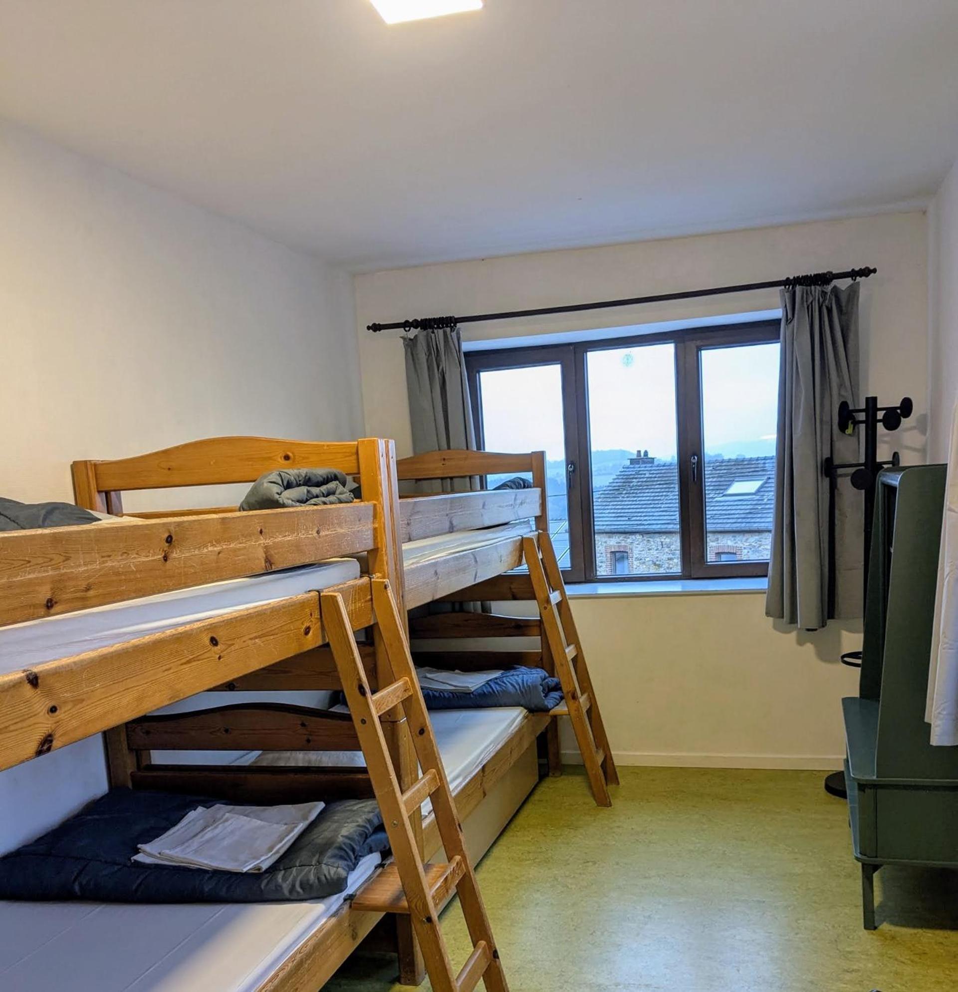 Le Fagotin - Youth Hostel ستاومونت المظهر الخارجي الصورة